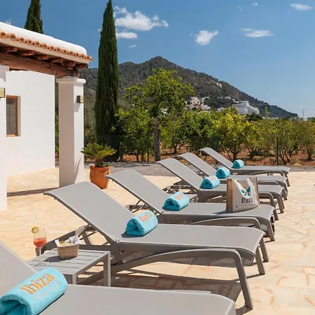 Casa Cala Llonga Family Ibiza Retreat Villa *