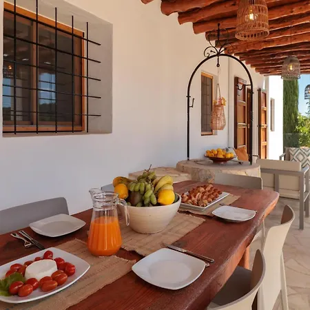 Casa Cala Llonga Family Ibiza Retreat * Santa Eulària des Riu