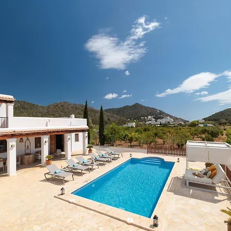 Casa Cala Llonga Family Ibiza Retreat