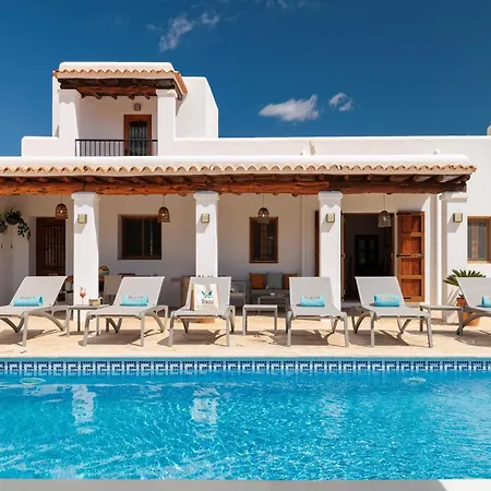 Casa Cala Llonga Family Ibiza Retreat Villa Santa Eulària des Riu