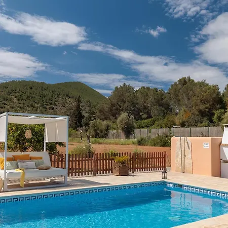 Casa Cala Llonga Family Ibiza Retreat Villa *