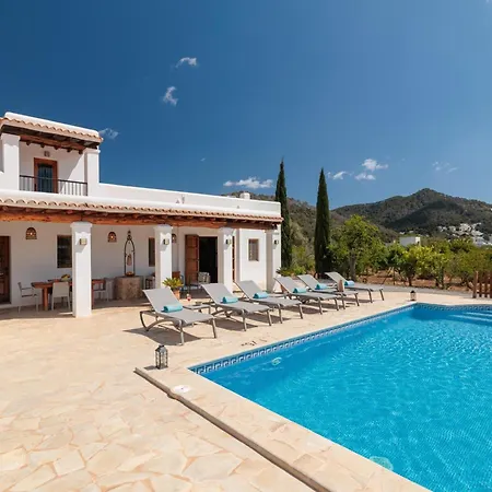 Casa Cala Llonga Family Ibiza Retreat